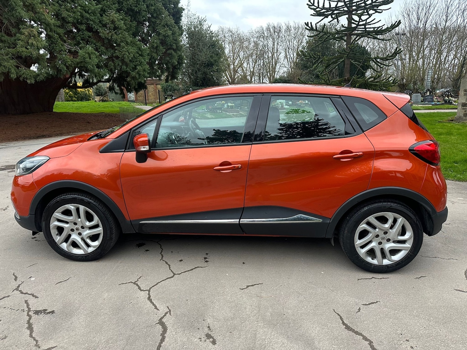 Used Renault Captur 2014 for sale - 77595739: Photo 4