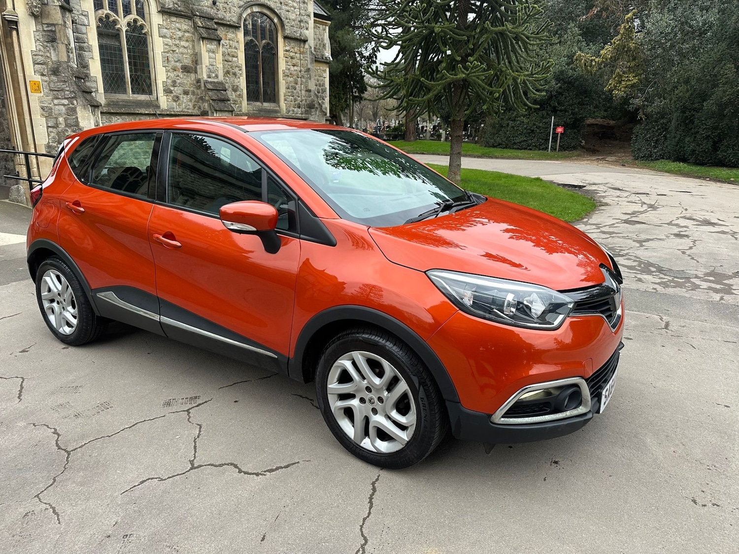 Used Renault Captur 2014 for sale - 77595739: Photo 6