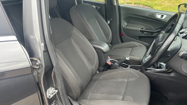 Used Ford Fiesta 2015 for sale - 76141471: Photo 15