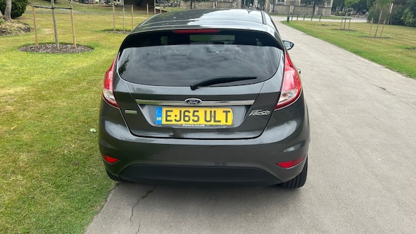 Used Ford Fiesta 2015 for sale - 76141471: Photo 2