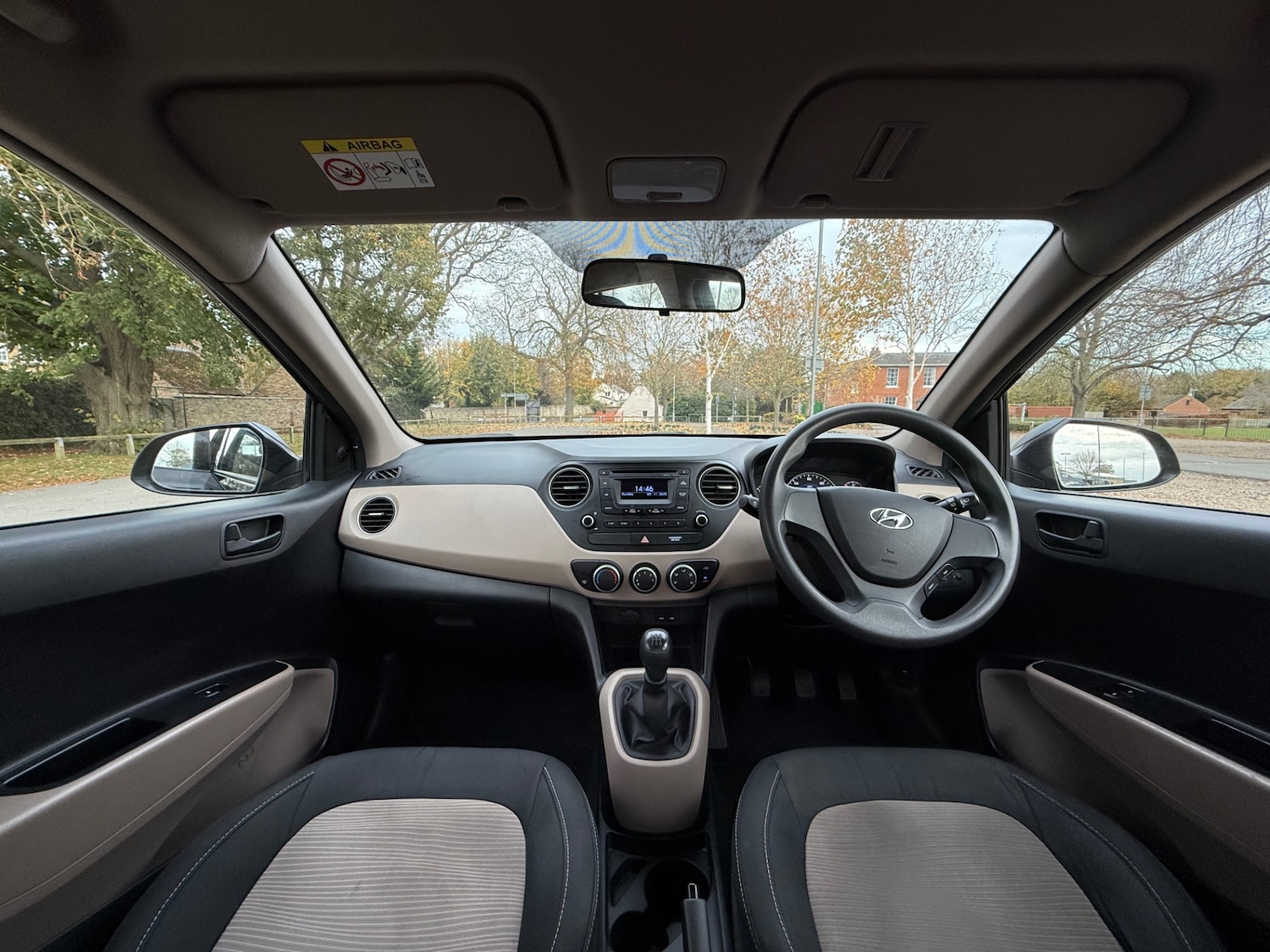 Used Hyundai i10 2015 for sale - 76526478: Photo 20