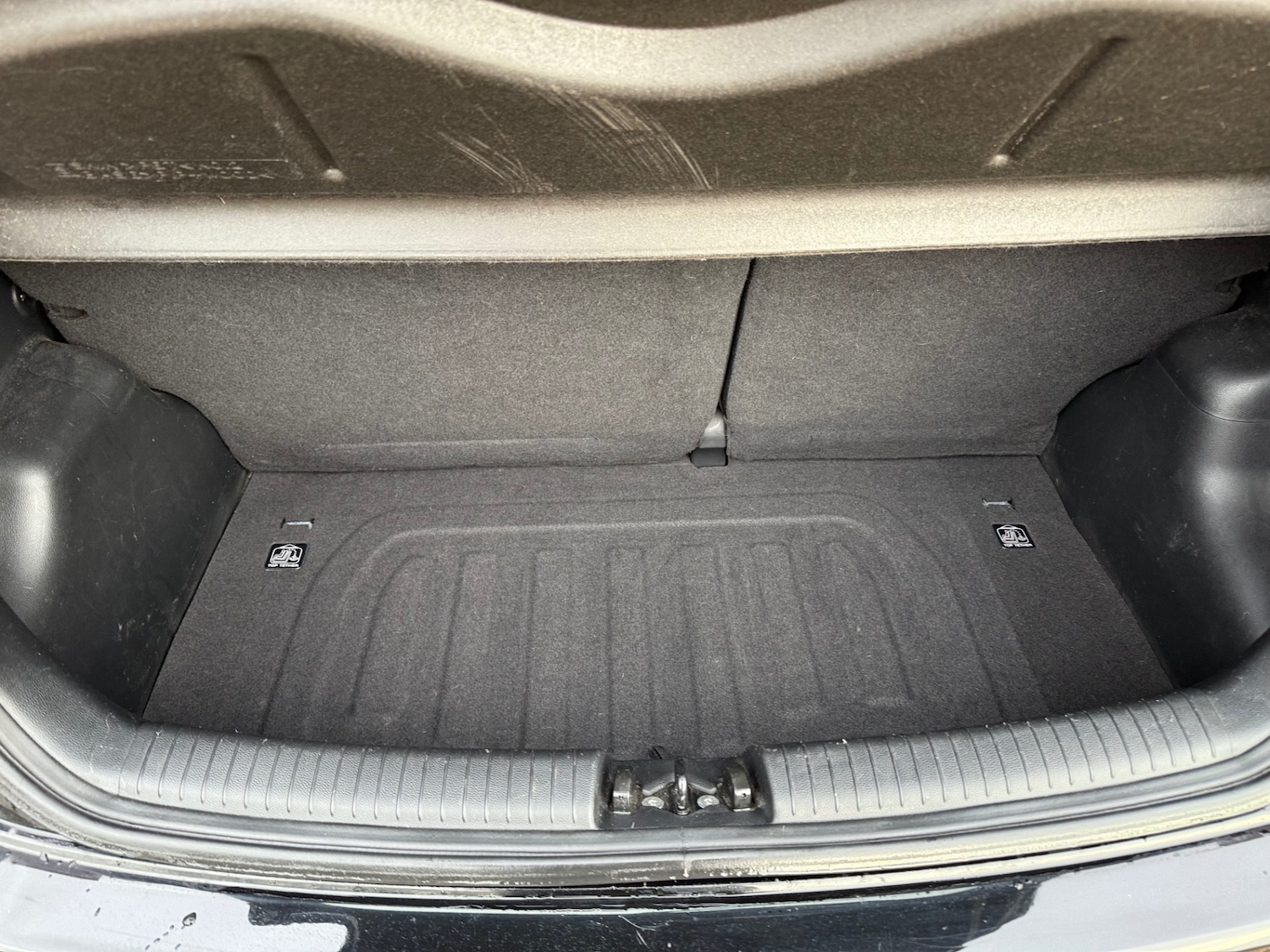 Used Hyundai i10 2015 for sale - 76526478: Photo 27