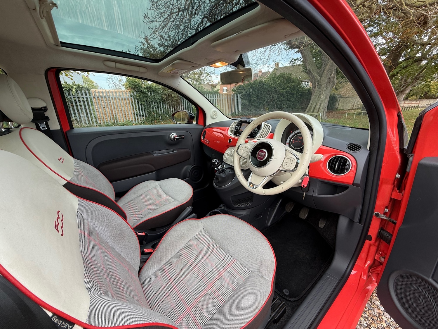 Used Fiat 500 2015 for sale - 76466127: Photo 24