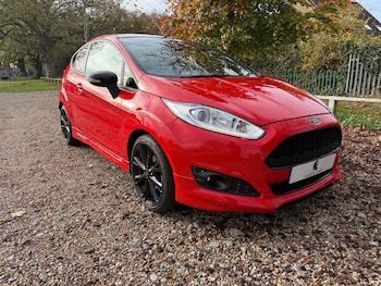 2016 (66) - 1.0 EcoBoost 140 ST-Line Red 3dr
