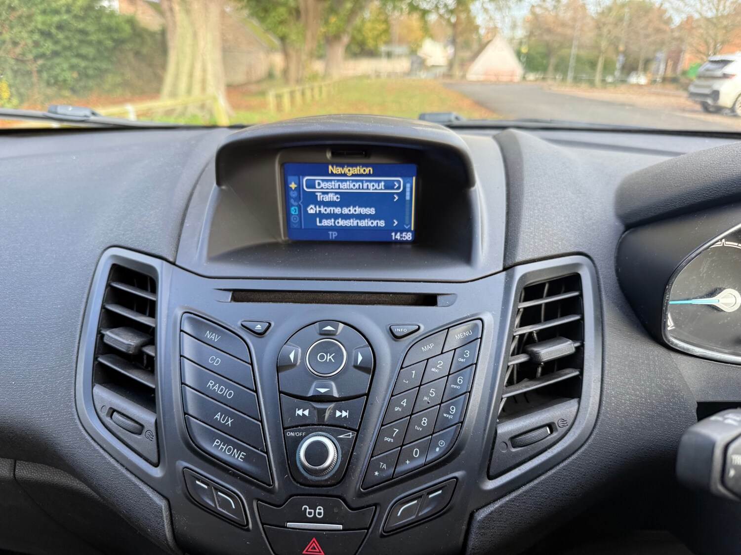 Used Ford Fiesta 2016 for sale - 76557151: Photo 32