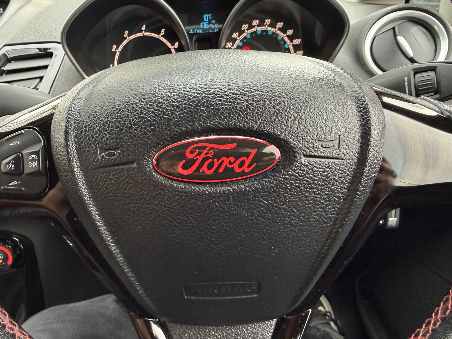 Used Ford Fiesta 2016 for sale - 77846781: Photo 31