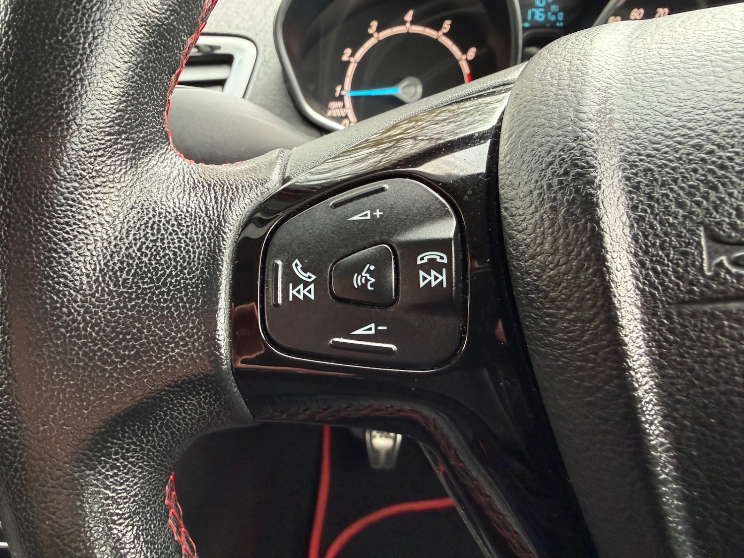 Used Ford Fiesta 2016 for sale - 77846781: Photo 32