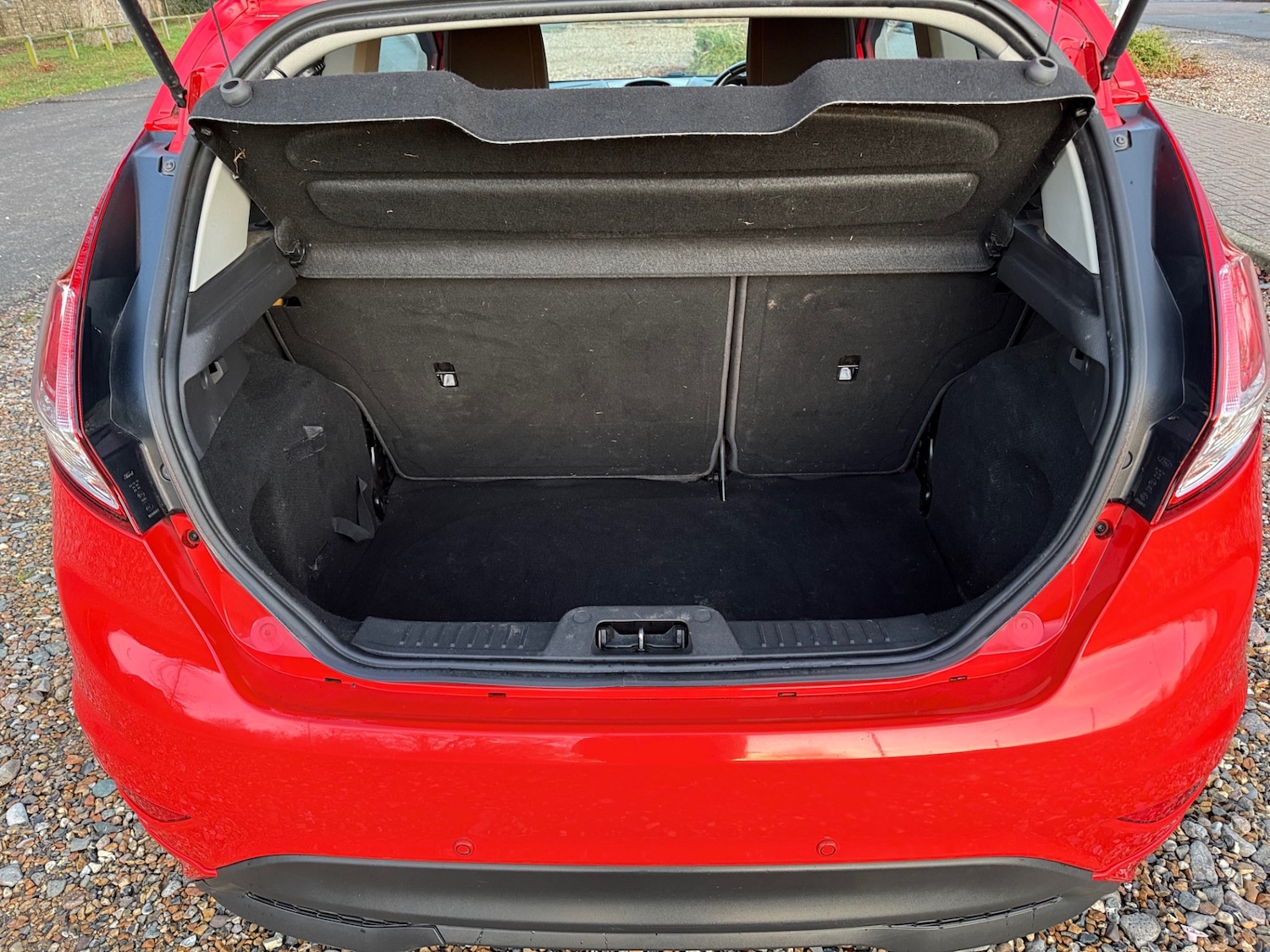 Used Ford Fiesta 2014 for sale - 77201485: Photo 13