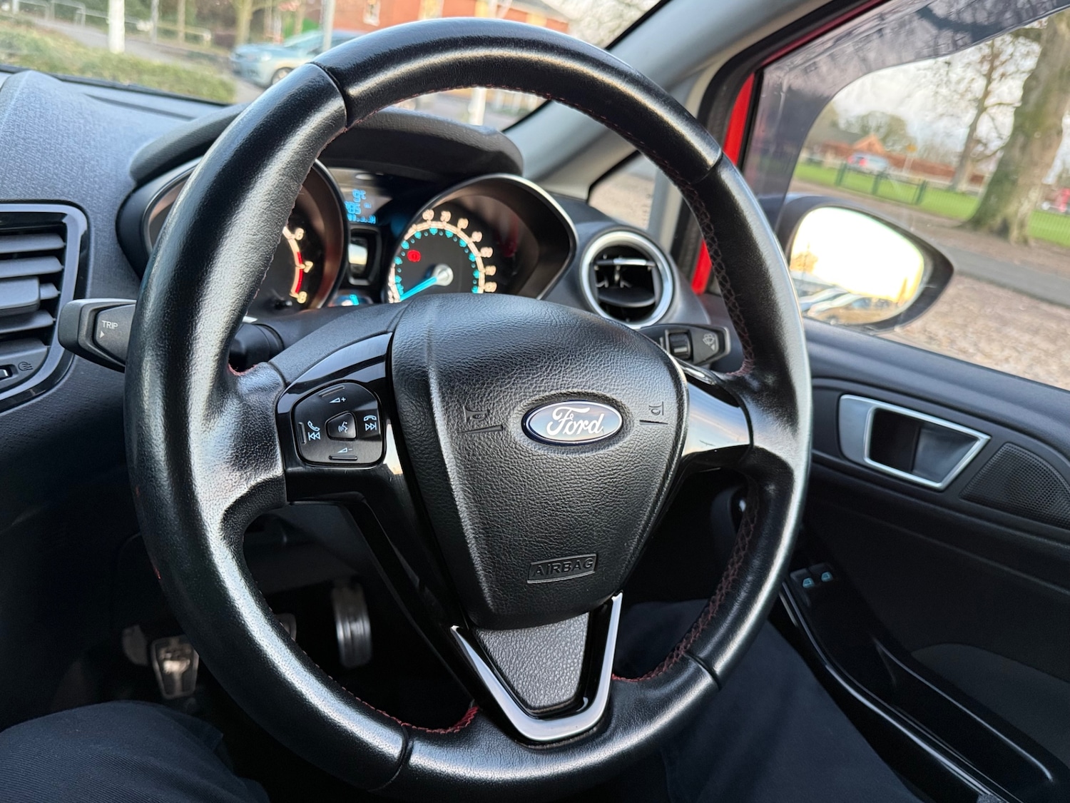 Used Ford Fiesta 2014 for sale - 77201485: Photo 19