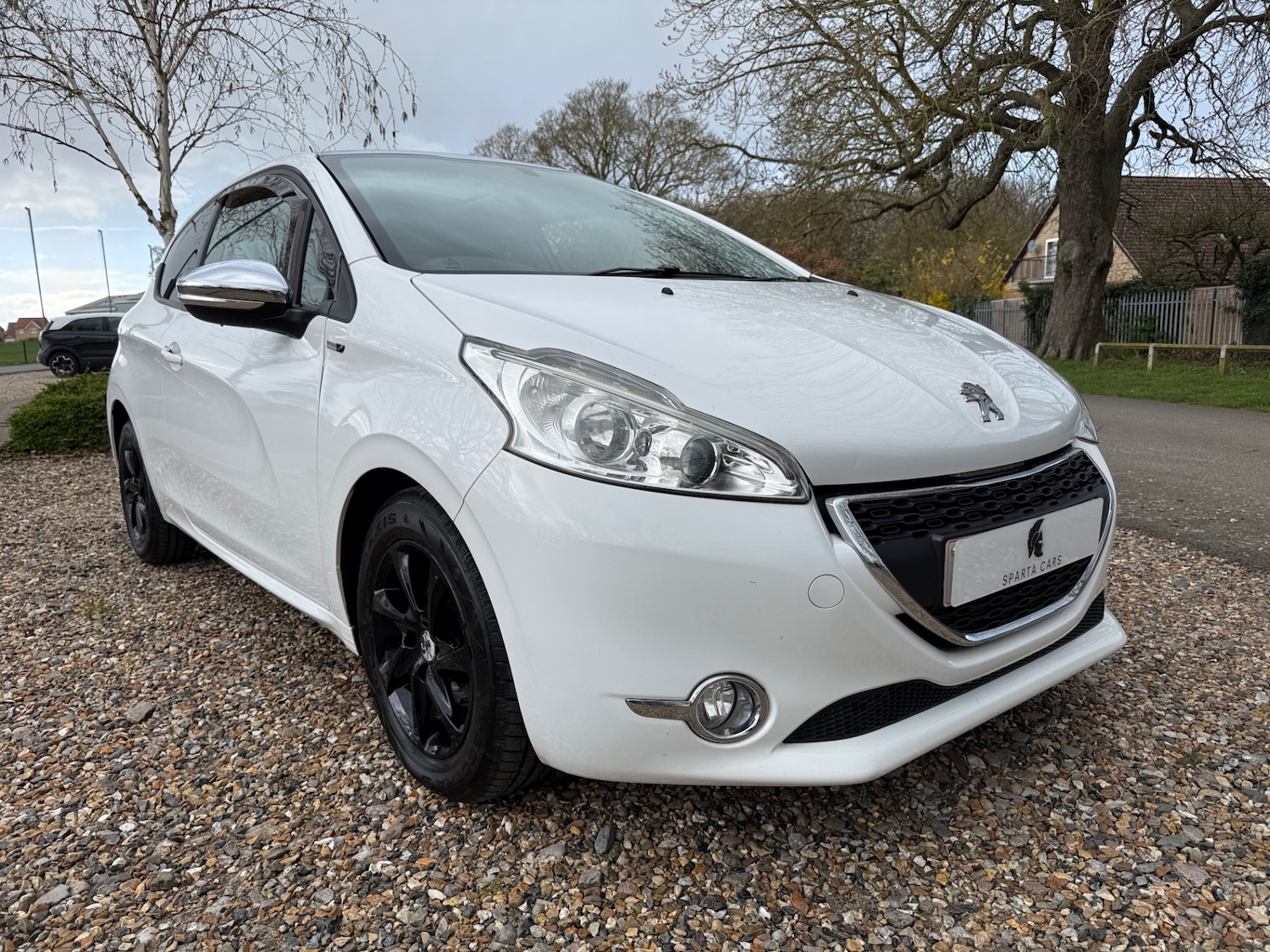 Used Peugeot 208 2015 for sale - 77985115: Photo 1