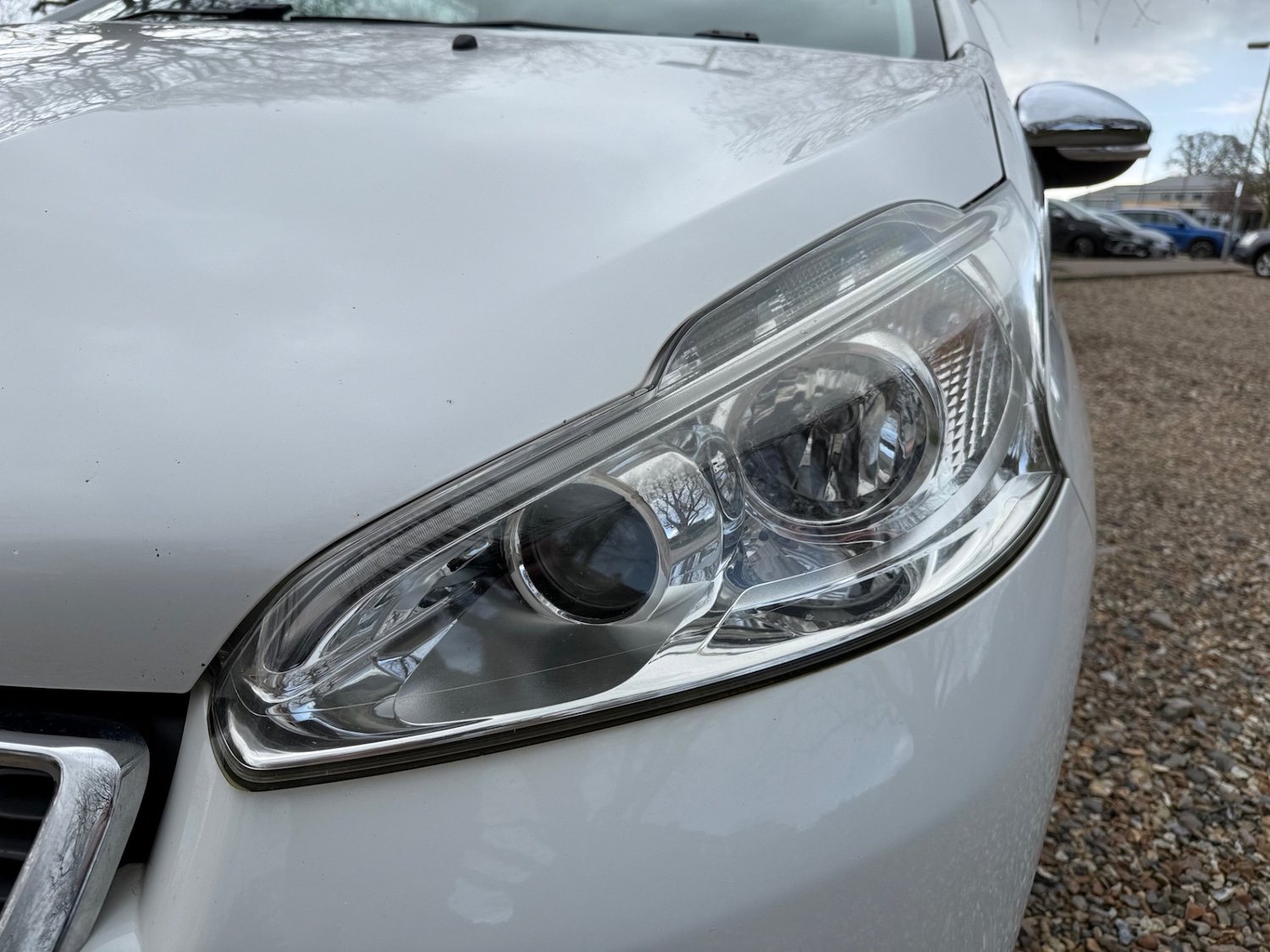 Used Peugeot 208 2015 for sale - 77985115: Photo 10