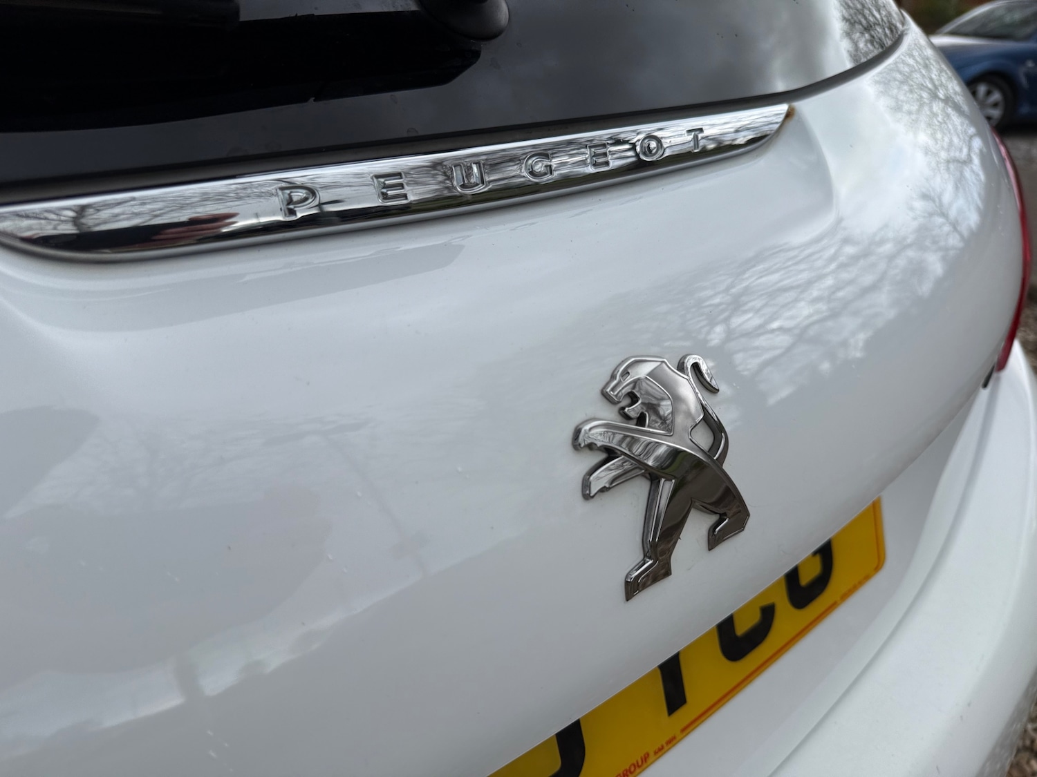 Used Peugeot 208 2015 for sale - 77985115: Photo 12