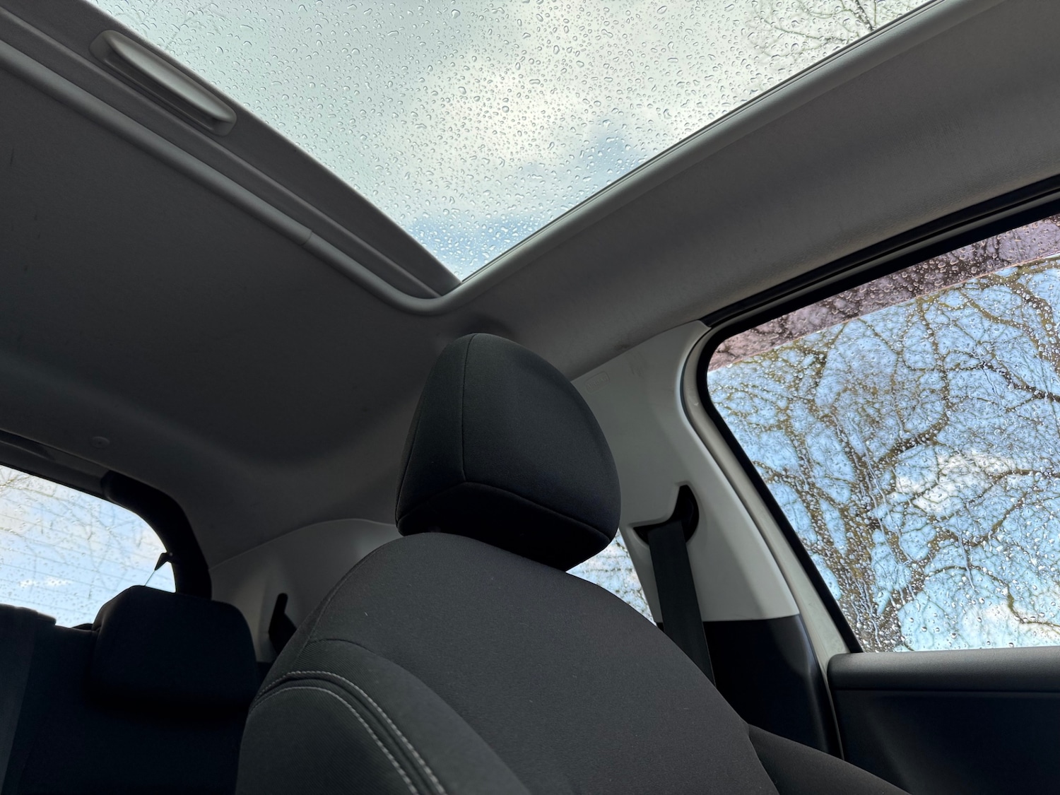 Used Peugeot 208 2015 for sale - 77985115: Photo 23