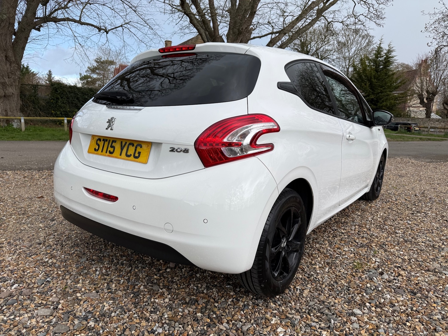 Used Peugeot 208 2015 for sale - 77985115: Photo 6