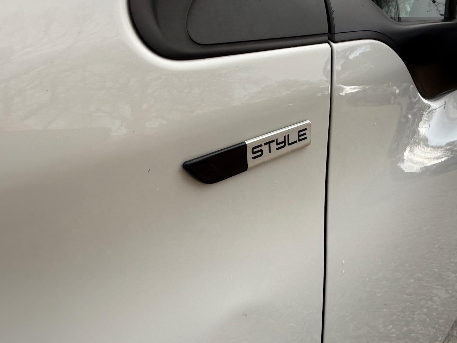 Used Peugeot 208 2015 for sale - 77985115: Photo 9