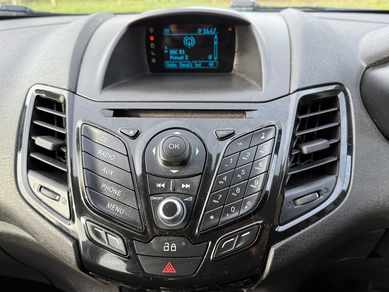 Used Ford Fiesta 2014 for sale - 77490002: Photo 23