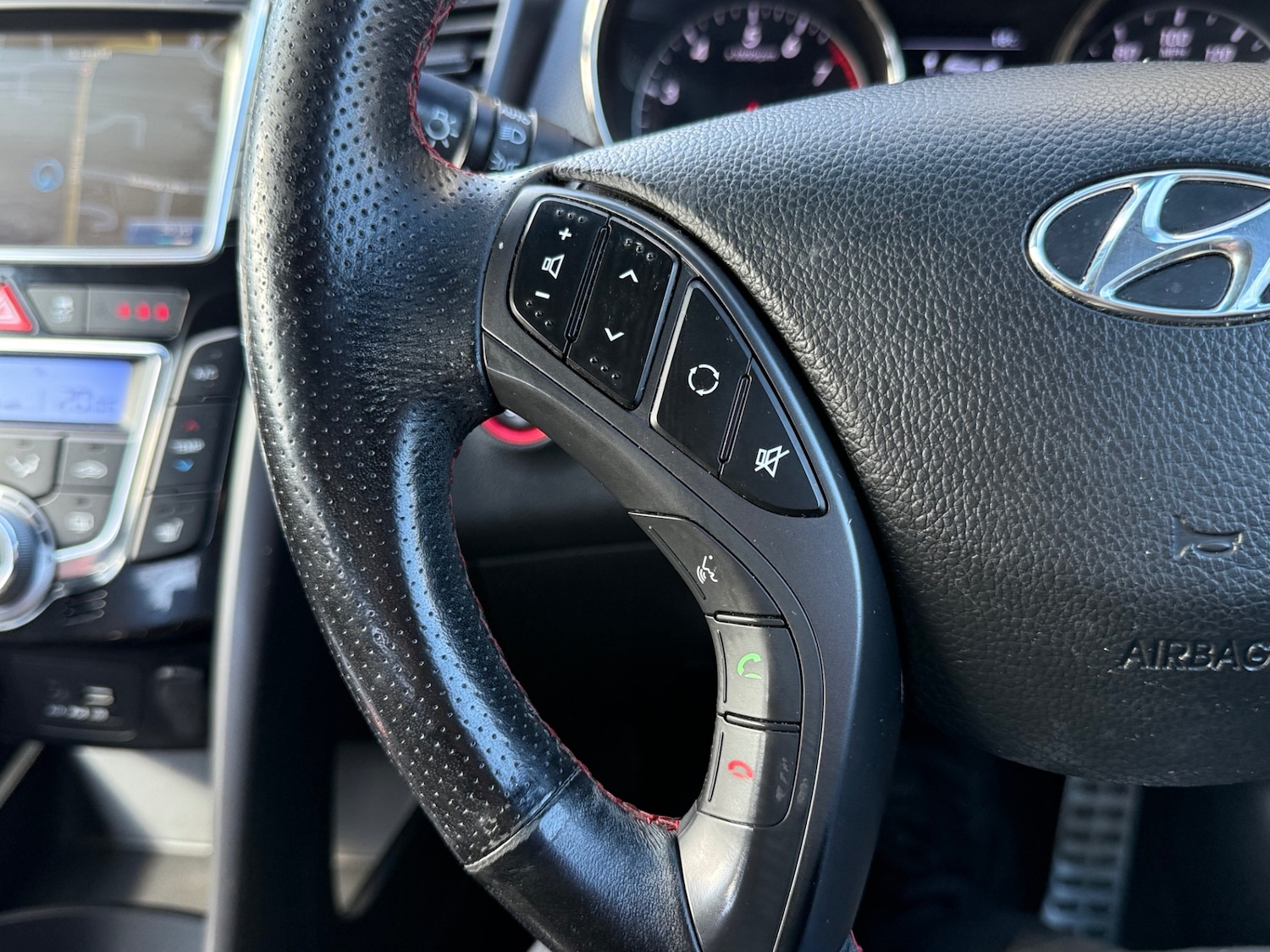 Used Hyundai i30 2015 for sale - 75746253: Photo 27