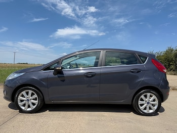 Used Ford Fiesta 2011 for sale - 78993874: Photo