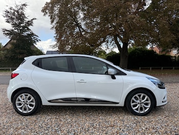 Used Renault Clio 2018 for sale - 75919616: Photo