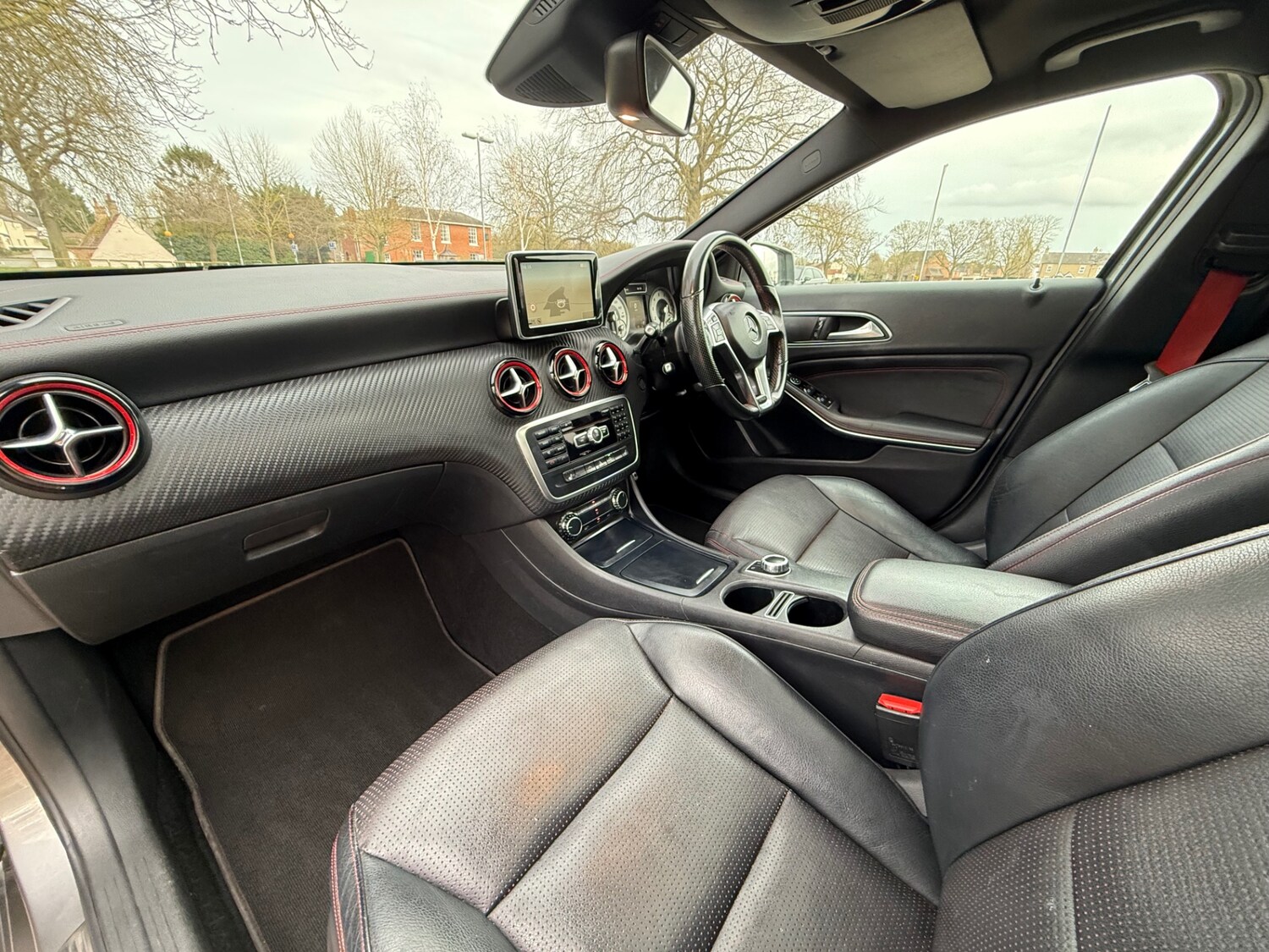 Used Mercedes-Benz A-Class 2015 for sale - 77878063: Photo 32