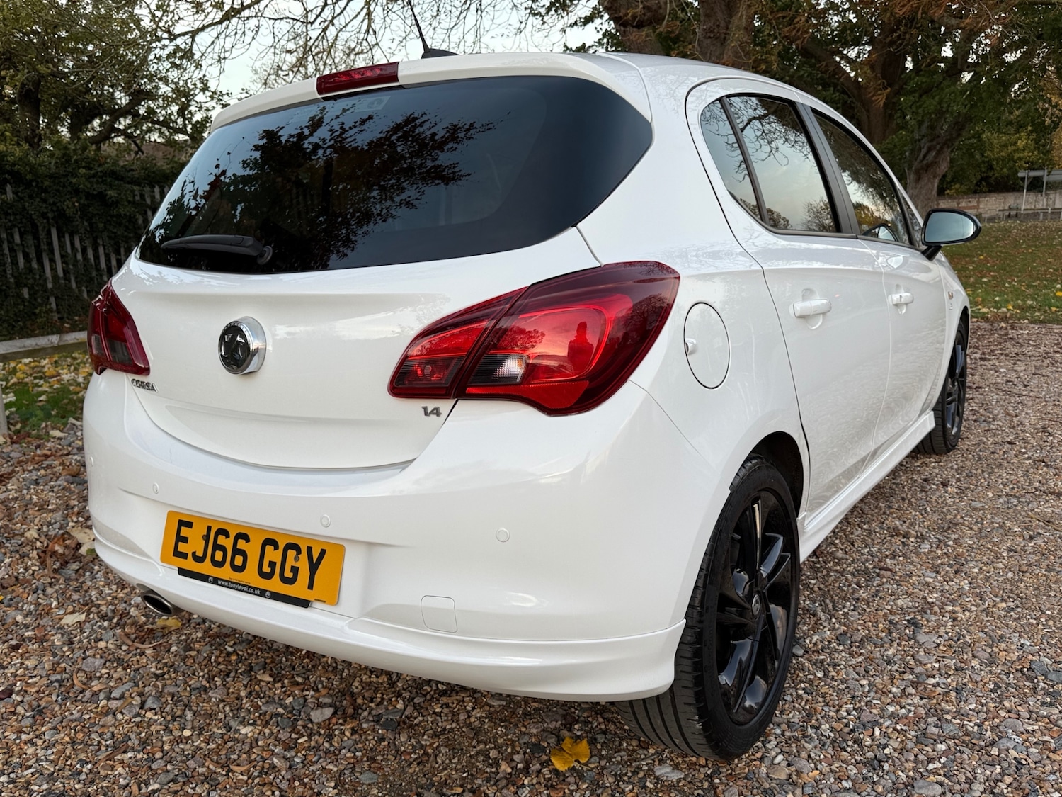 Used Vauxhall Corsa 2016 for sale - 76466589: Photo 4