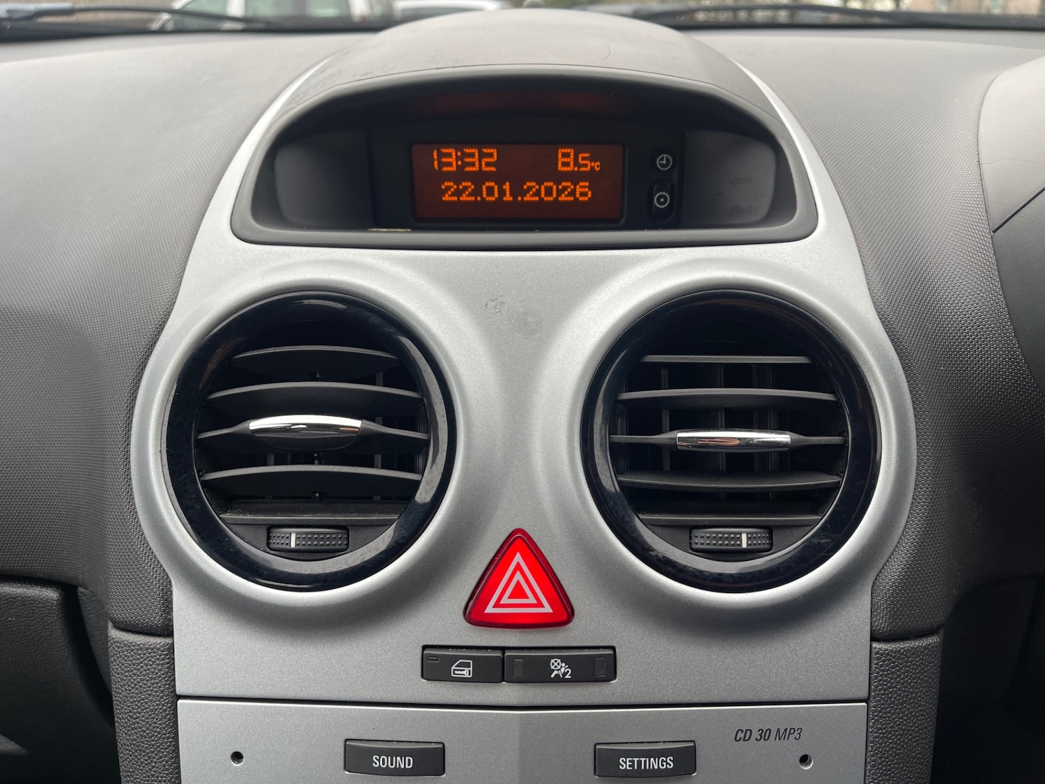 Used Vauxhall Corsa 2009 for sale - 77285523: Photo 10