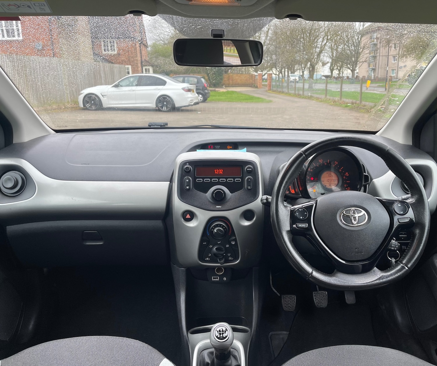 Used Toyota AYGO 2015 for sale - 77848505: Photo 7