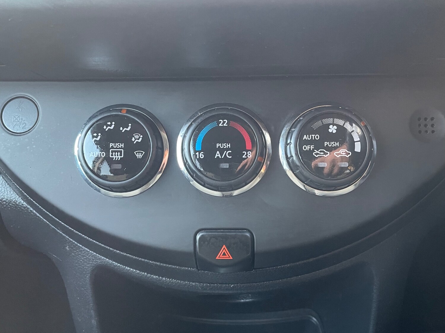 Used Nissan Note 2011 for sale - 76101167: Photo 12