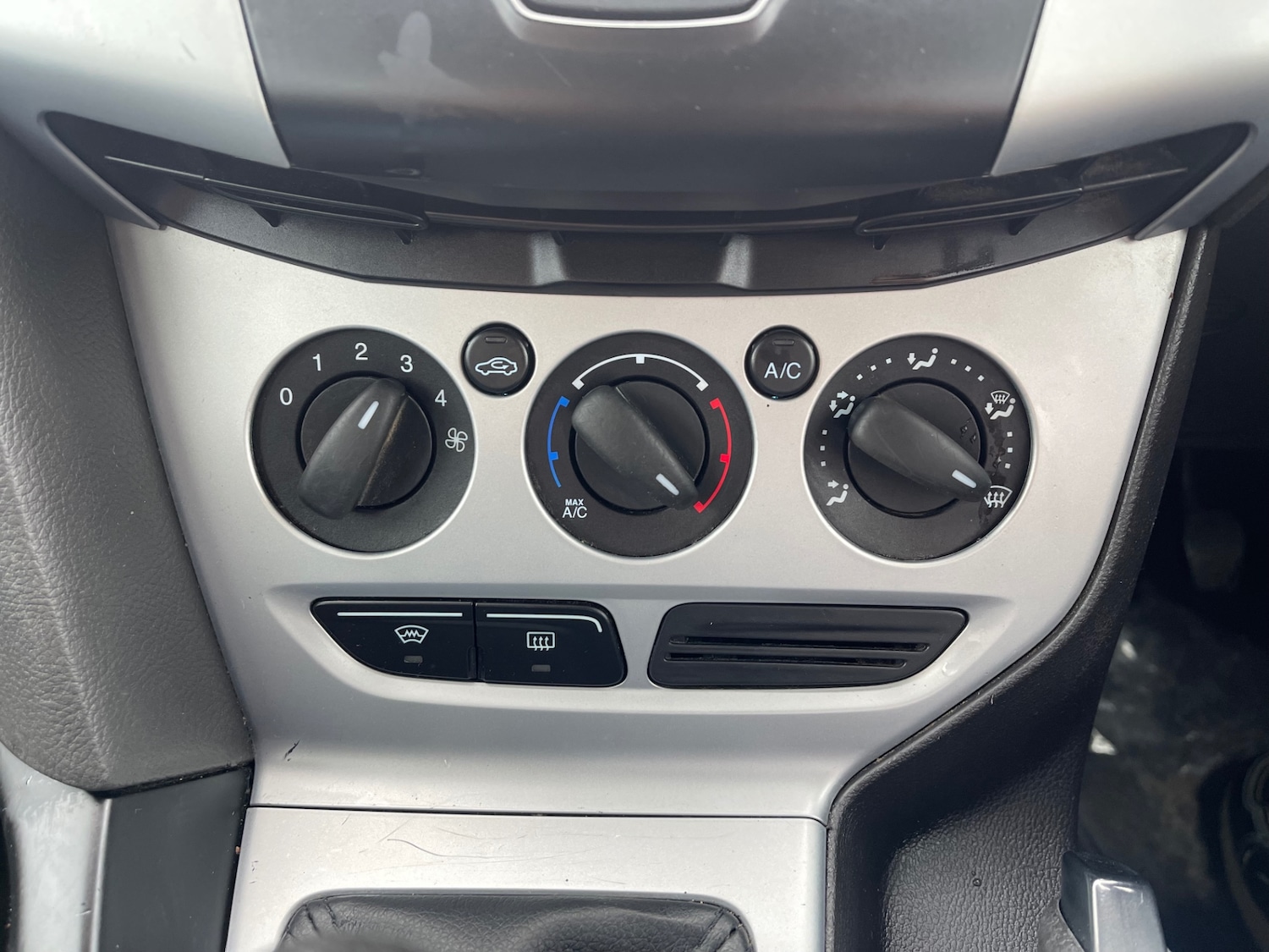 Used Ford Focus 2011 for sale - 77530409: Photo 11