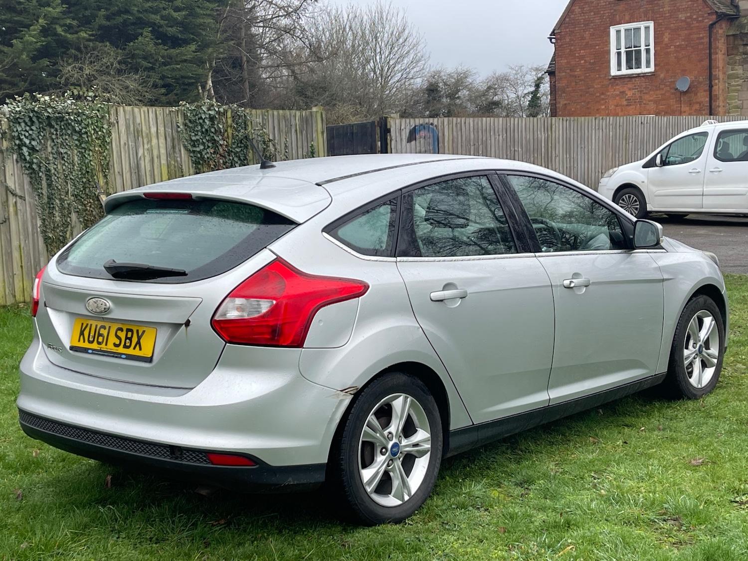 Used Ford Focus 2011 for sale - 77530409: Photo 6