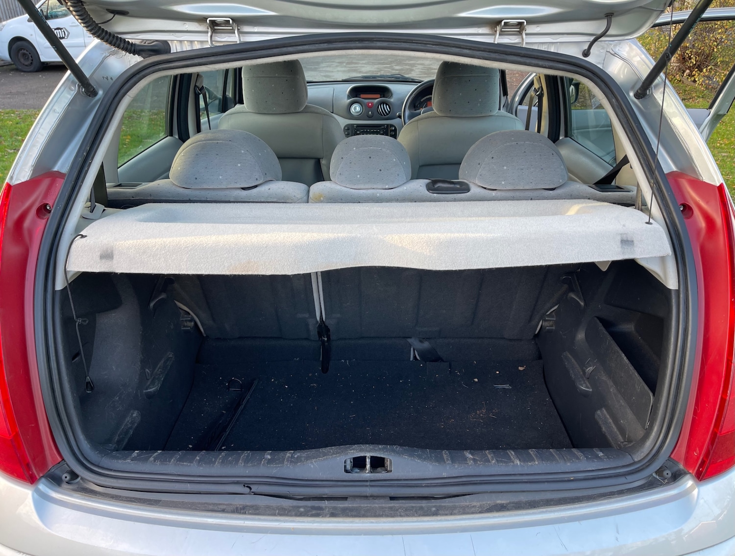 Used Citroen C3 2002 for sale - 76670308: Photo 13