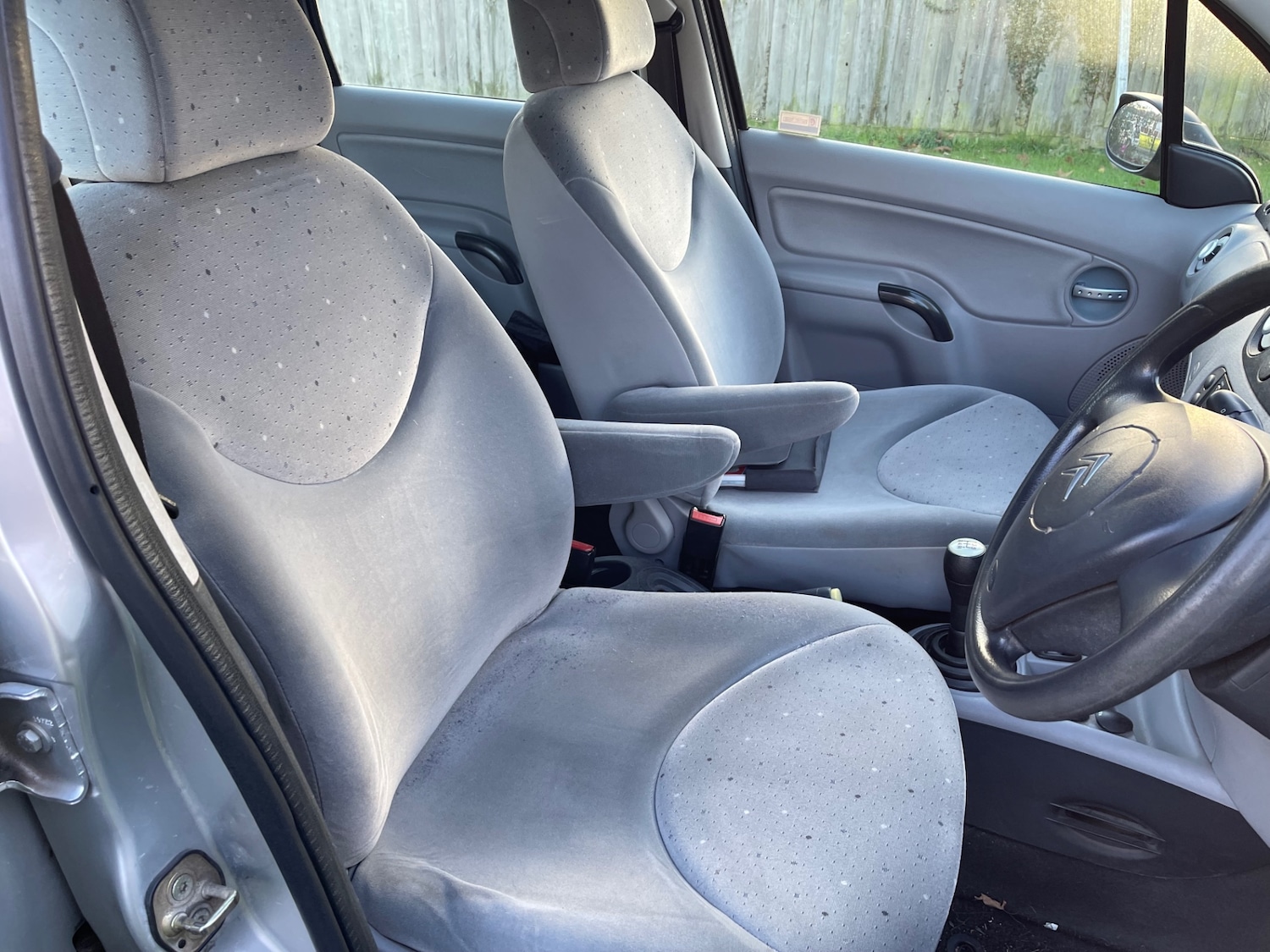 Used Citroen C3 2002 for sale - 76670308: Photo 8