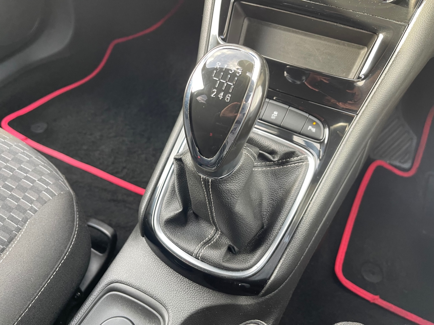 Used Vauxhall Astra 2018 for sale - 76567831: Photo 13