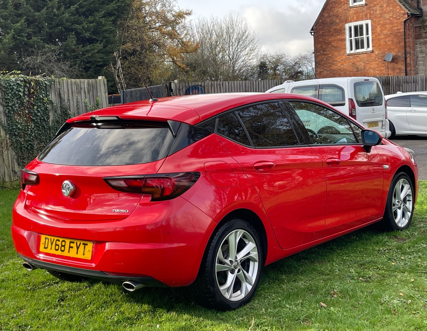 Used Vauxhall Astra 2018 for sale - 76567831: Photo 6