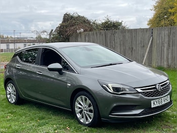 Used Vauxhall Astra 2018 for sale - 76288660: Photo