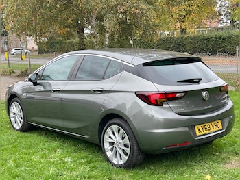 Used Vauxhall Astra 2018 for sale - 76288660: Photo