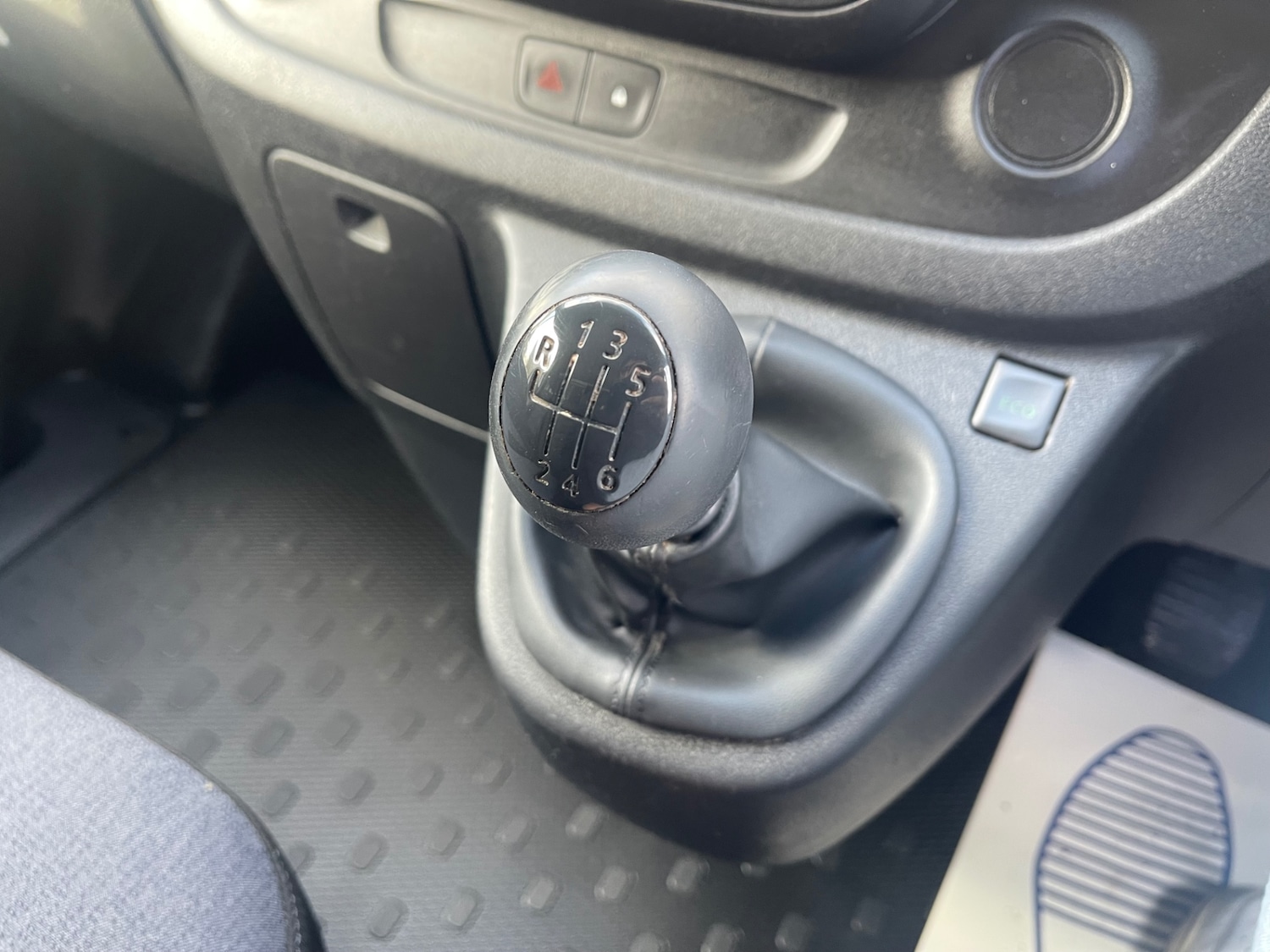 Used Vauxhall Vivaro 2018 for sale - 76589191: Photo 11