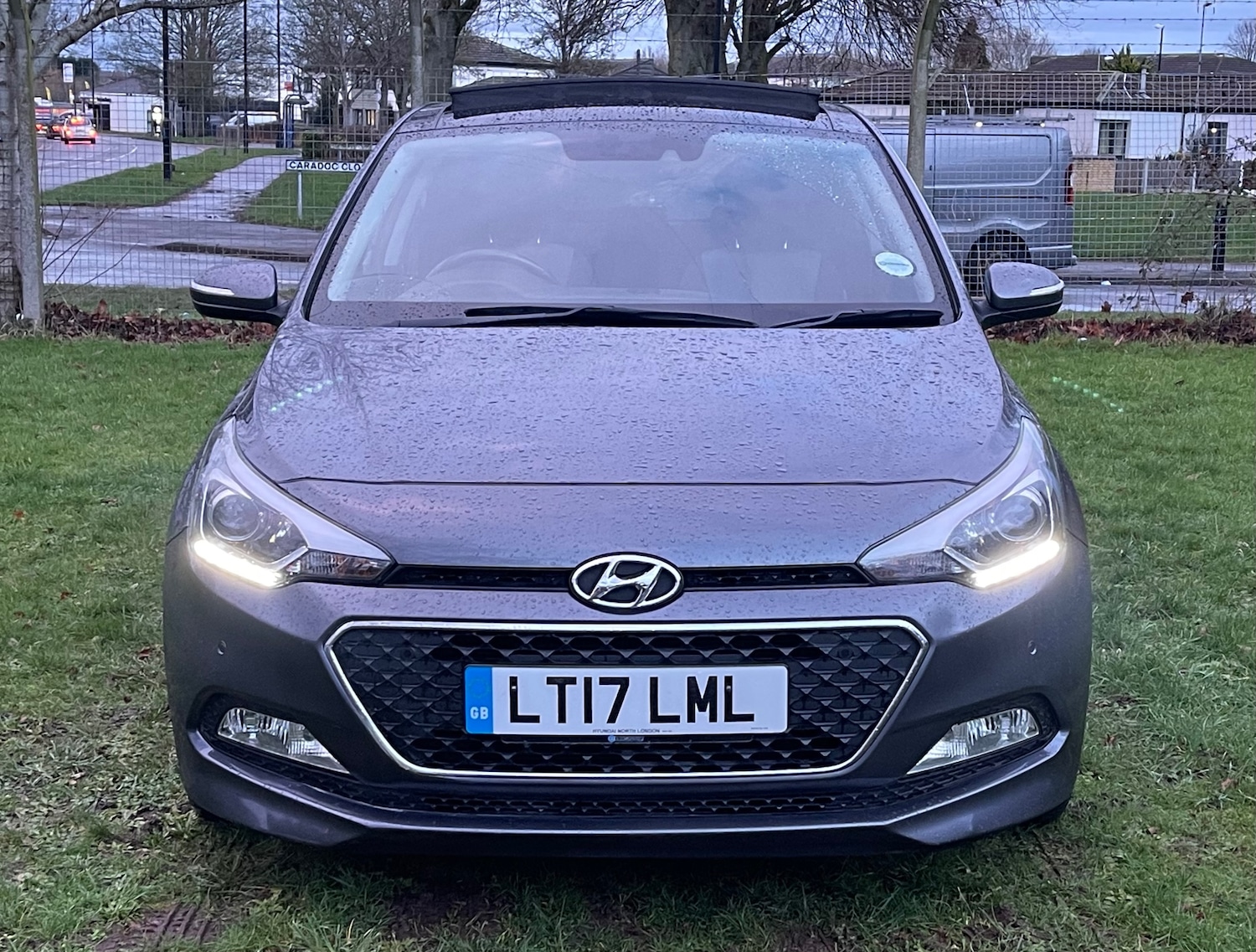 Used Hyundai i20 2017 for sale - 77393923: Photo 2