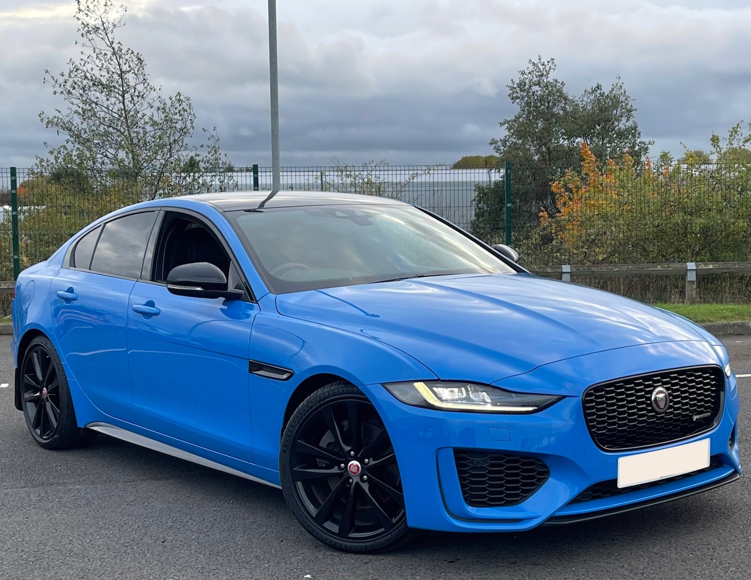 Used Jaguar XE 2020 for sale - 76357223: Photo 1