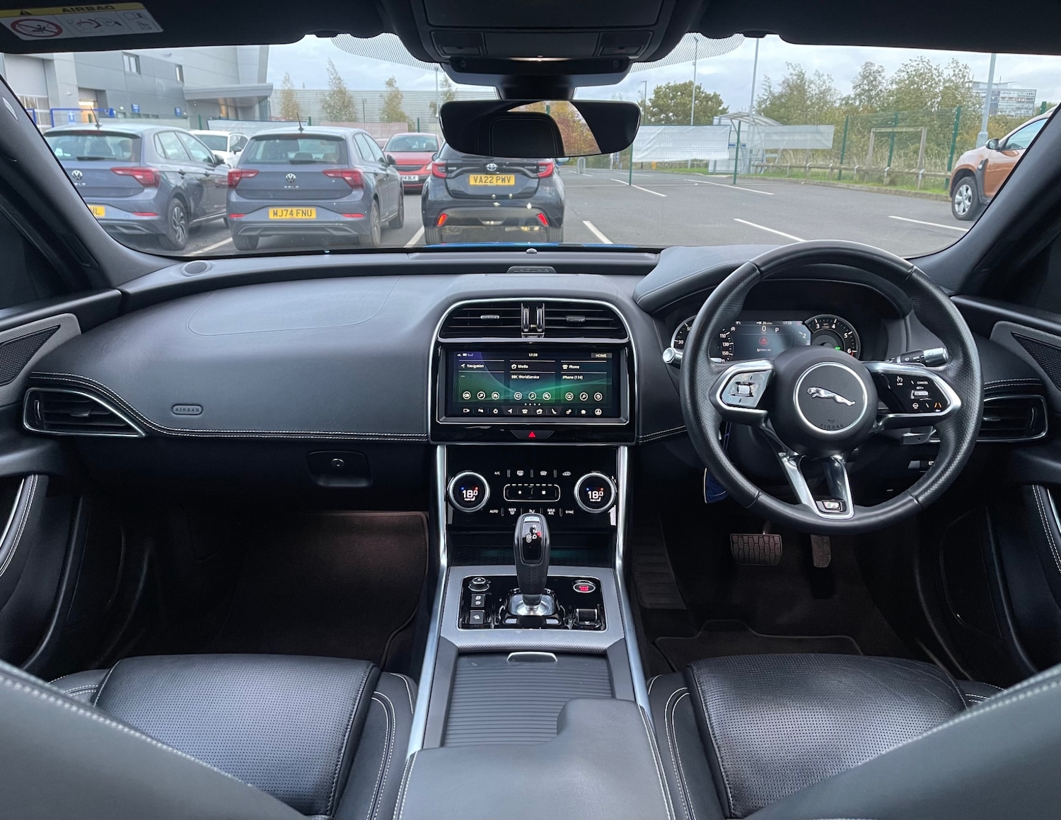 Used Jaguar XE 2020 for sale - 76357223: Photo 11