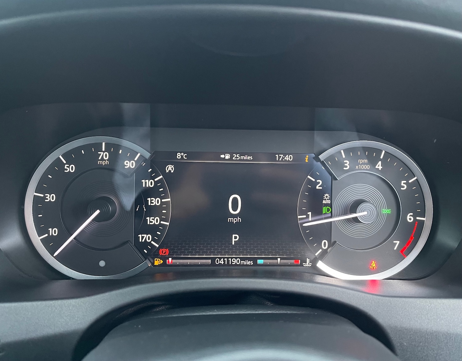 Used Jaguar XE 2020 for sale - 76357223: Photo 15