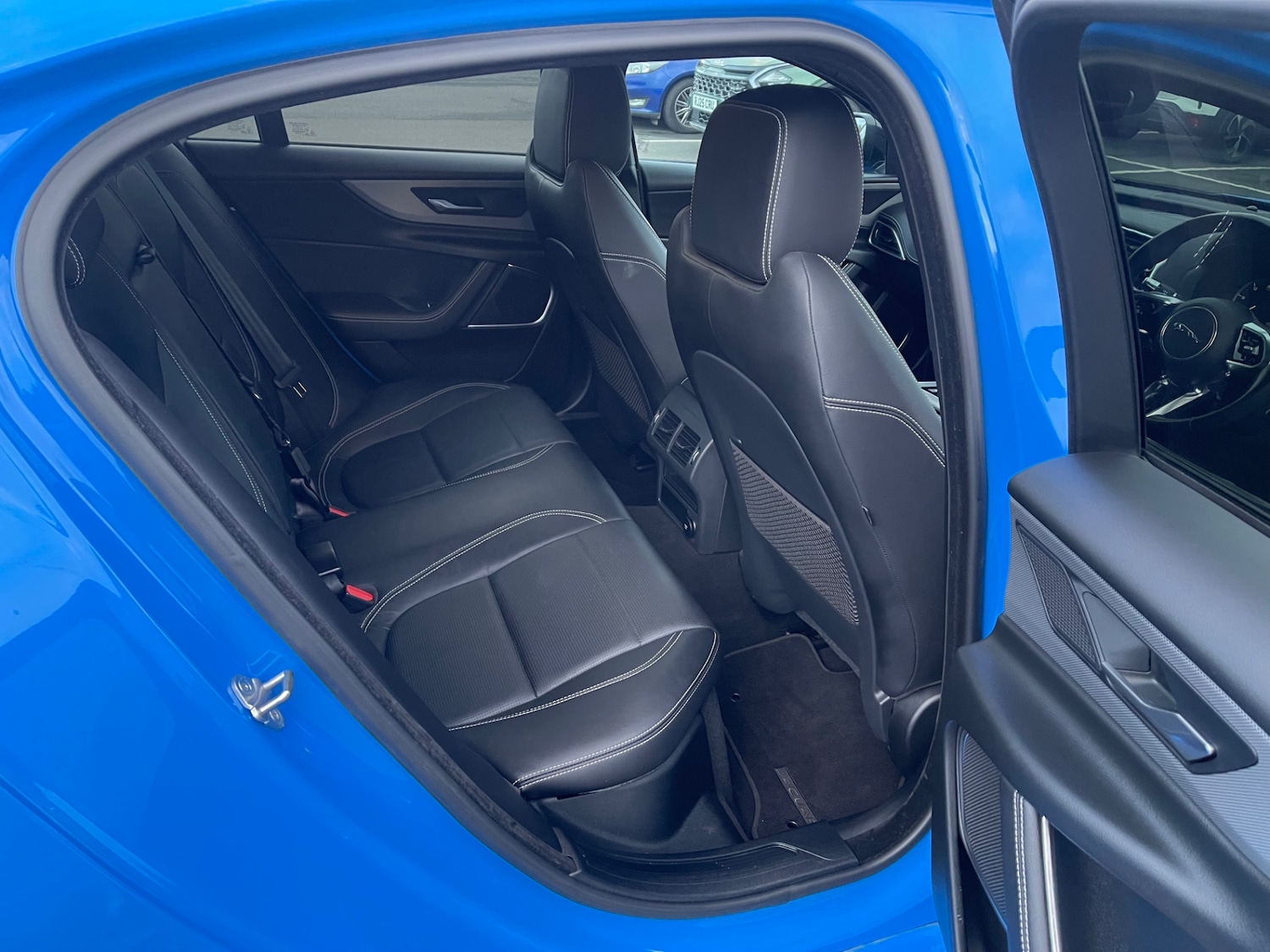 Used Jaguar XE 2020 for sale - 76357223: Photo 19
