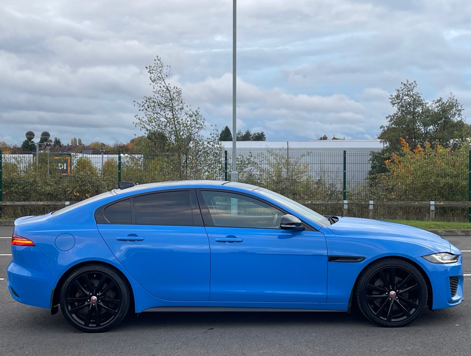 Used Jaguar XE 2020 for sale - 76357223: Photo 7