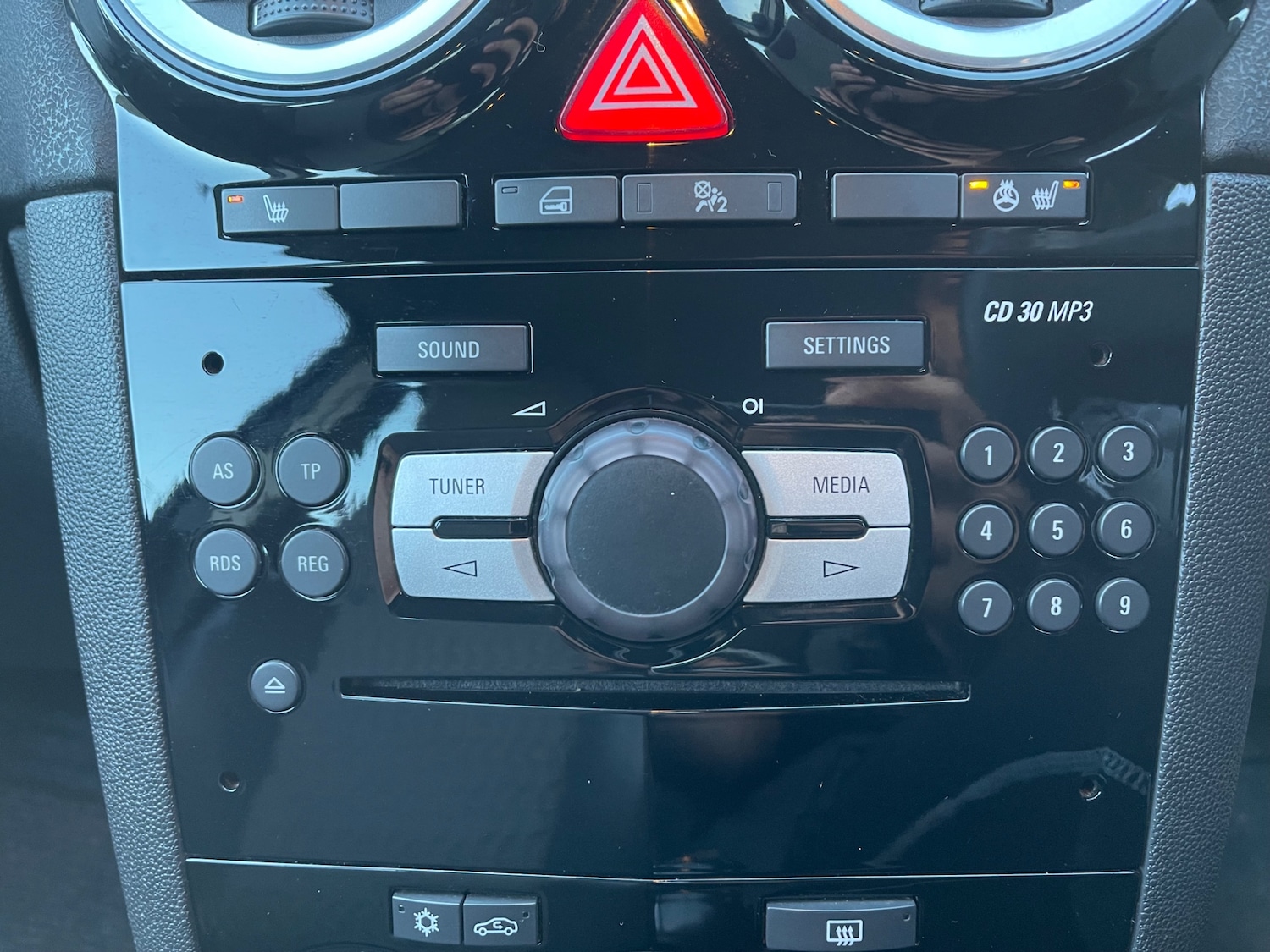 Used Vauxhall Corsa 2013 for sale - 78213783: Photo 10