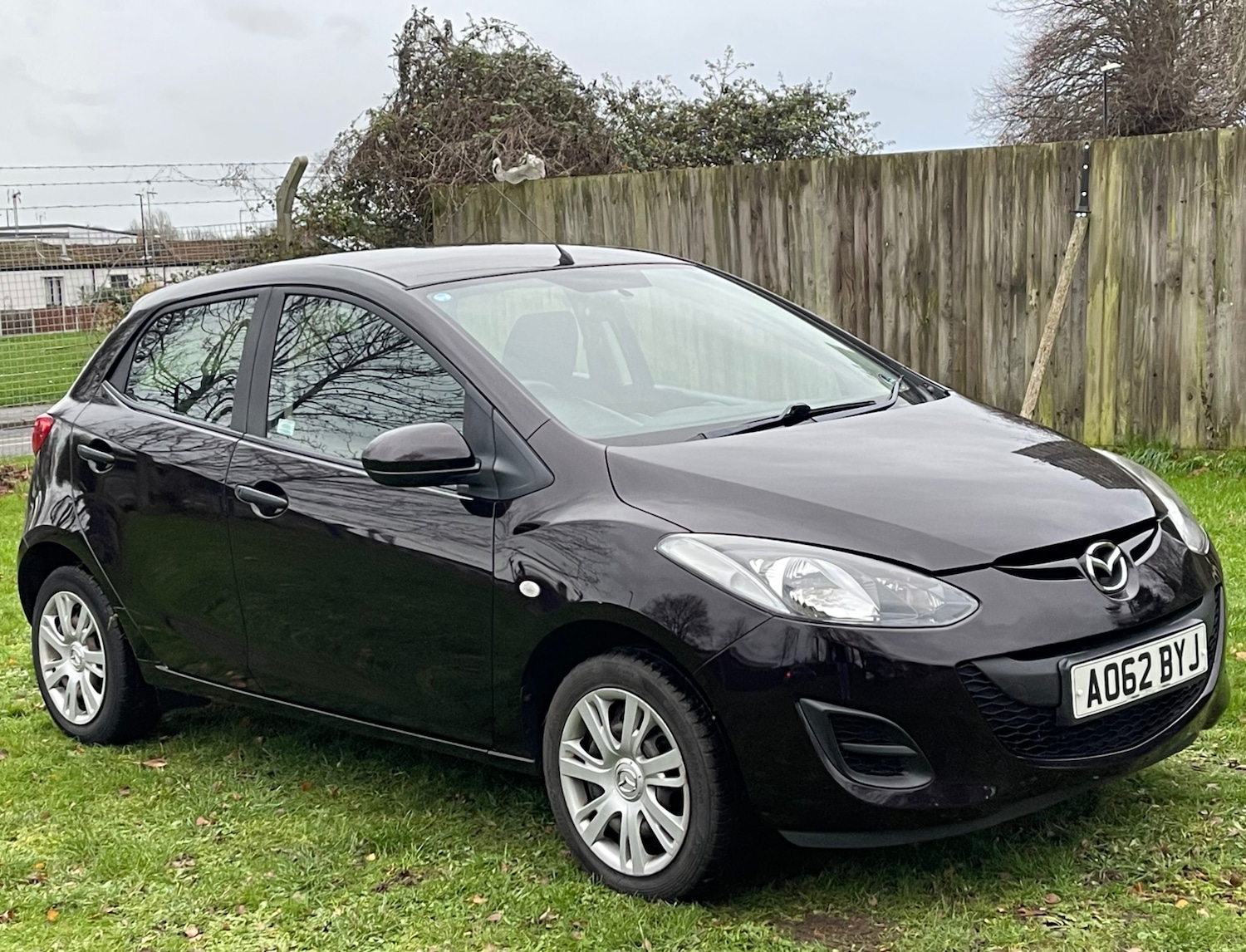 Used Mazda Mazda2 2012 for sale - 76835956: Photo 1