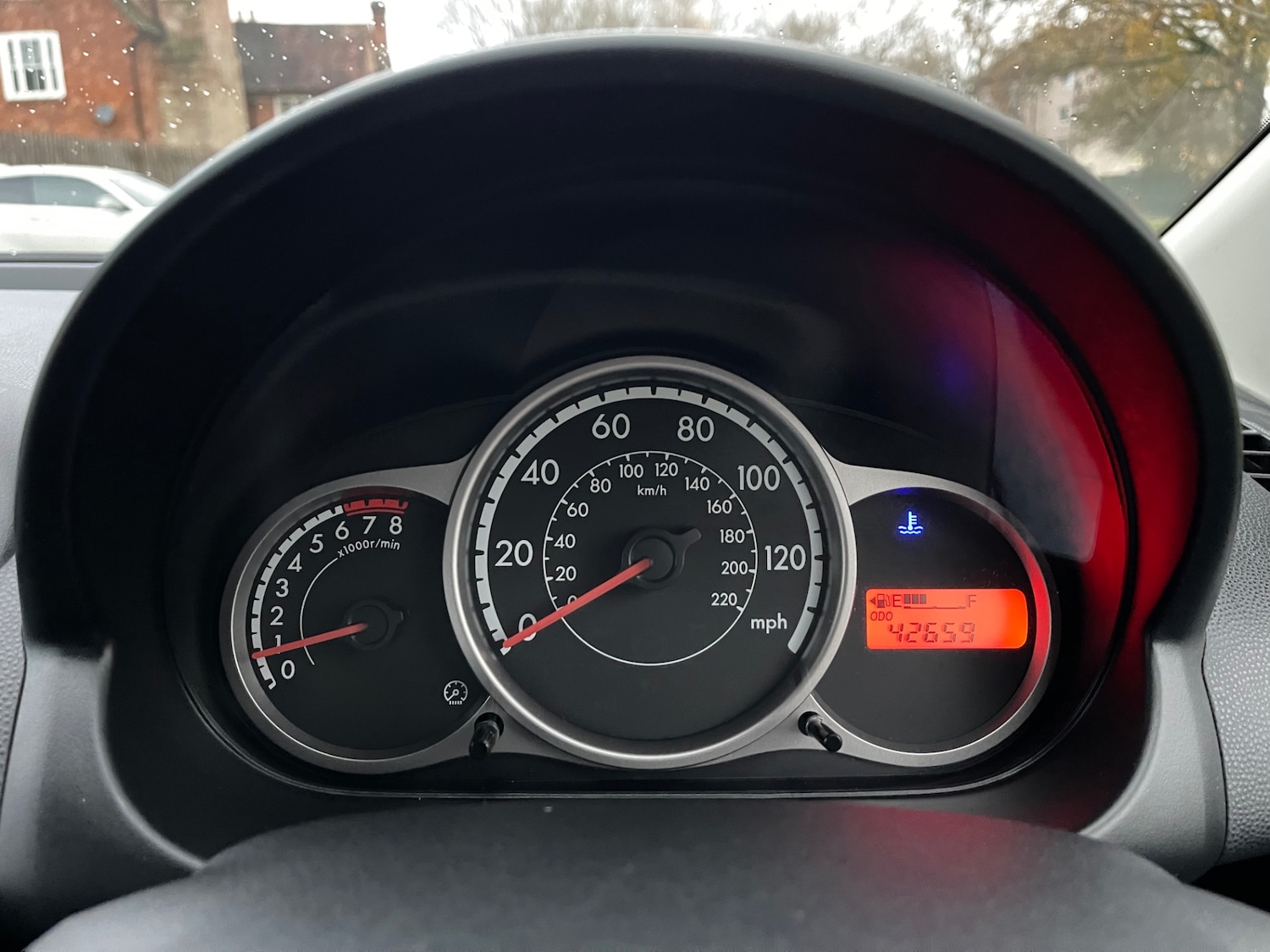 Used Mazda Mazda2 2012 for sale - 76835956: Photo 8