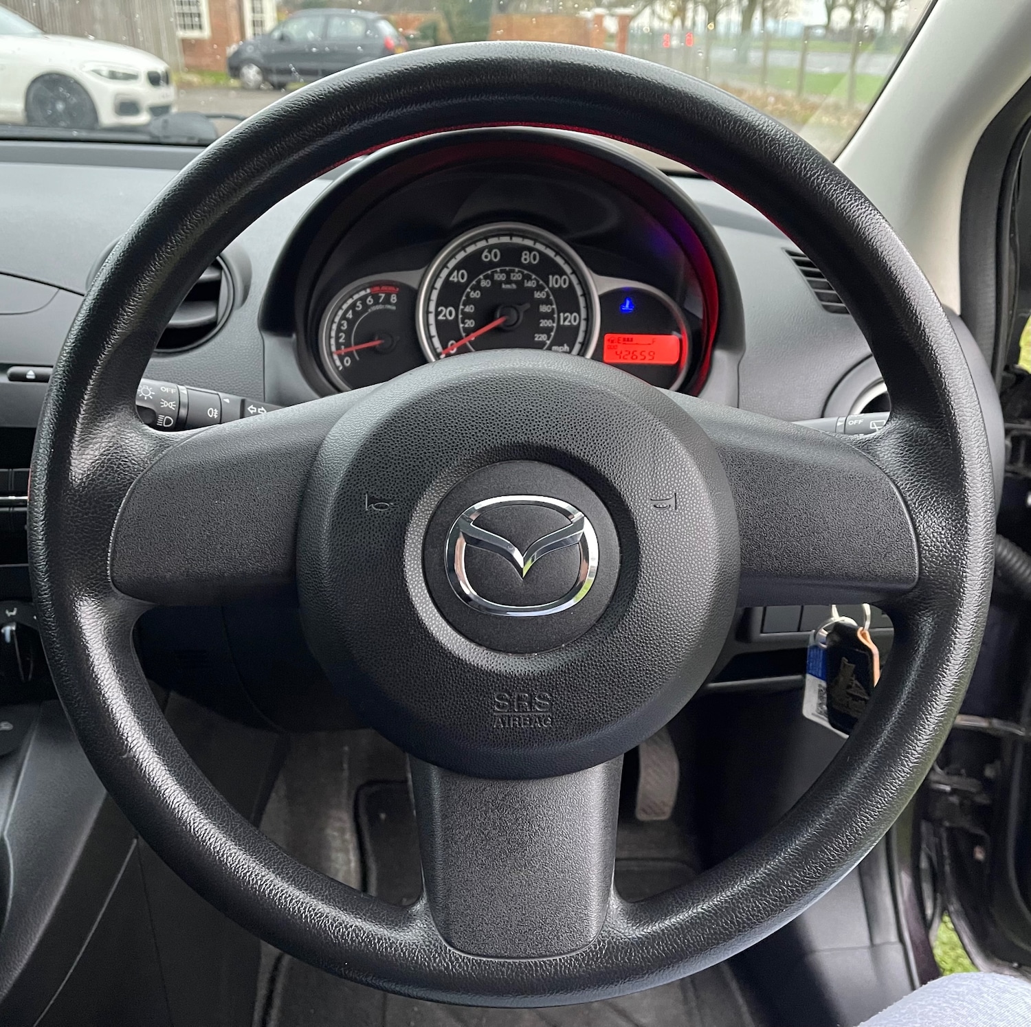Used Mazda Mazda2 2012 for sale - 76835956: Photo 9