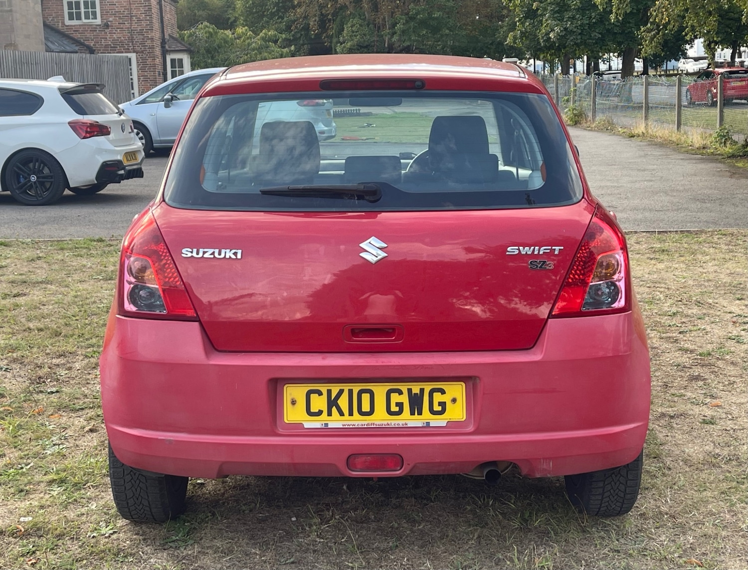 Used Suzuki Swift 2010 for sale - 76128660: Photo 5