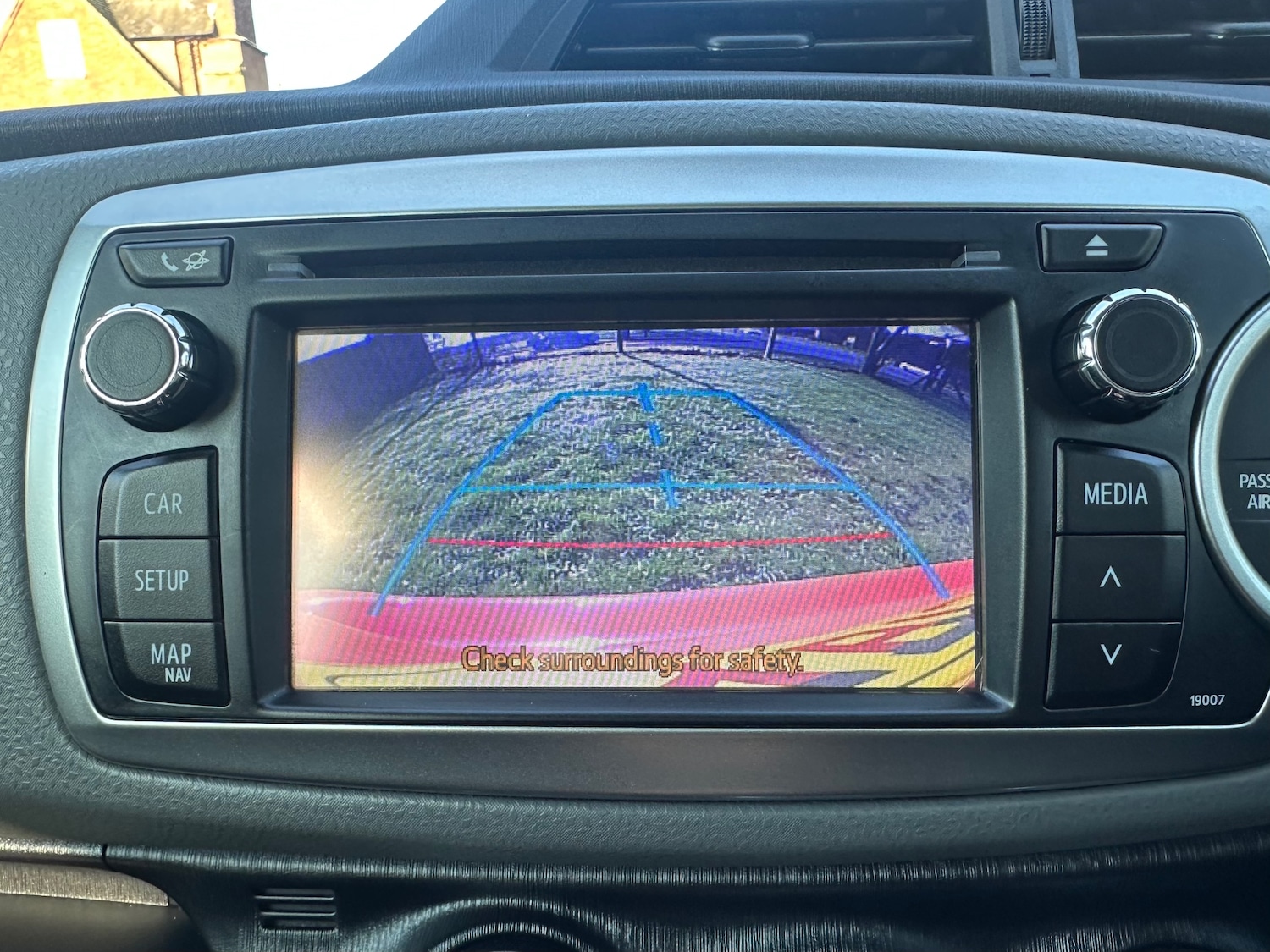 Used Toyota Yaris 2013 for sale - 77758693: Photo 10