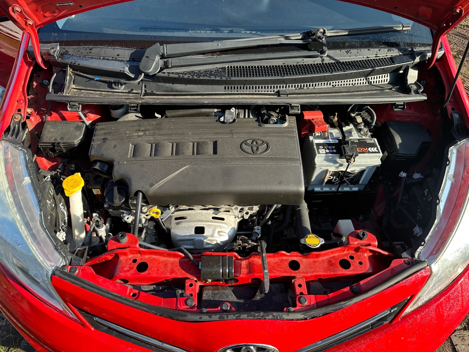 Used Toyota Yaris 2013 for sale - 77758693: Photo 16